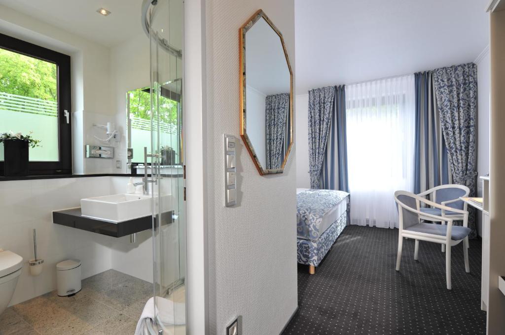Spiegel 4* Cologne